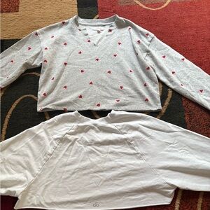 Women’s ALO, Crewneck Crop Top, Colsie Crew Neck Crop Top, In gray with hearts